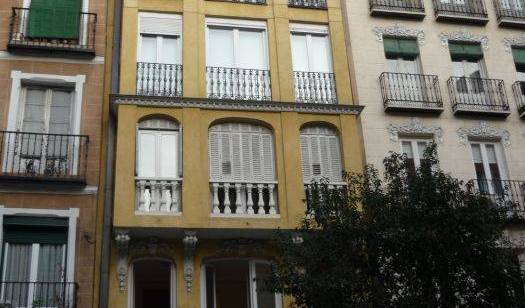 Babel Guesthouse - Get cheap hostel rates and check availability in Madrid 16 photos
