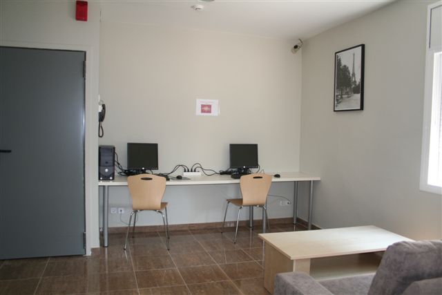 Edelweiss Youth Hostel, Barcelona, Spain, fast and easy bookings in Barcelona