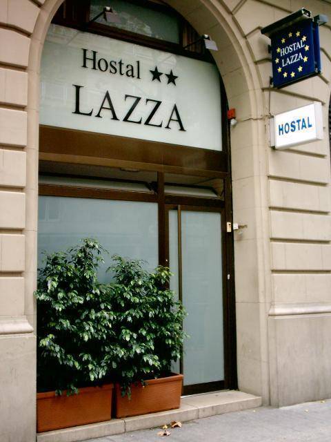 Hostal Lazza, Barcelona, Spain, Spain hostela i hotela