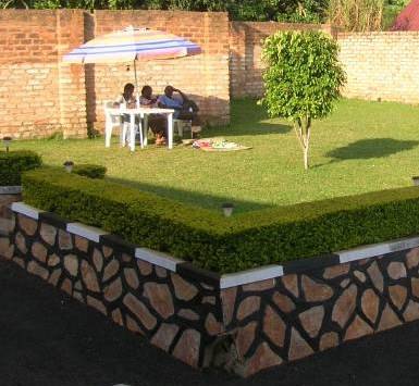 Highway Motel Entebbe, Entebbe, Uganda, top rated bed & breakfasts in Entebbe