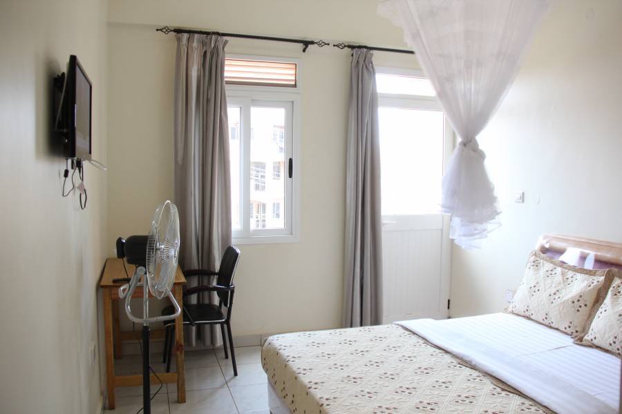 Hotel Top Five, Ntinda, Uganda, bed & breakfasts and hotels for sharing a room in Ntinda